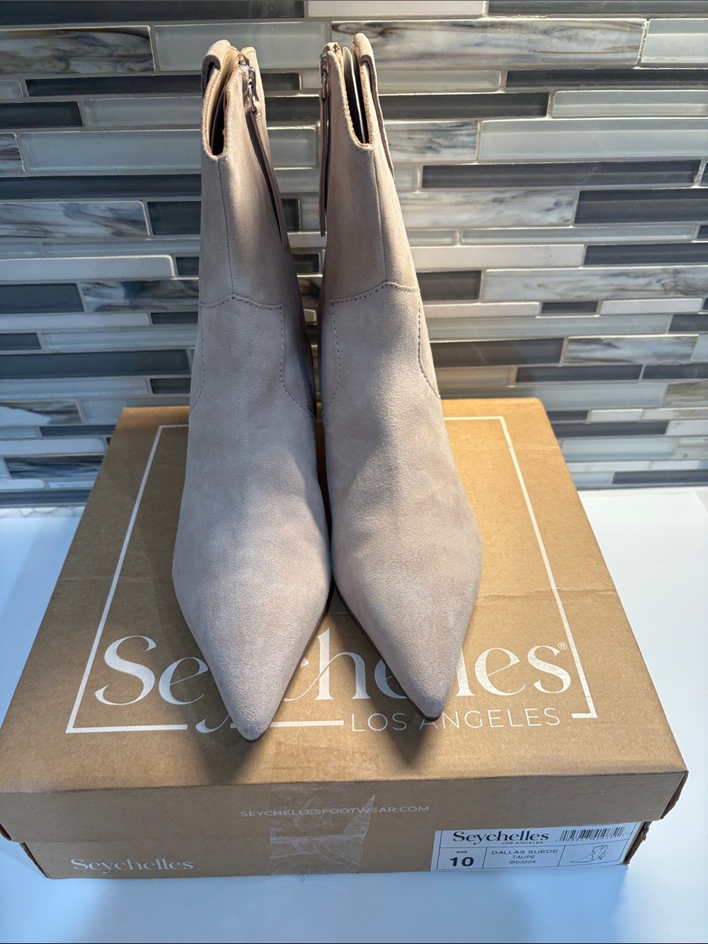 Seychelles Dallas Suede Taupe Pointed Toe Western Ankle Boots